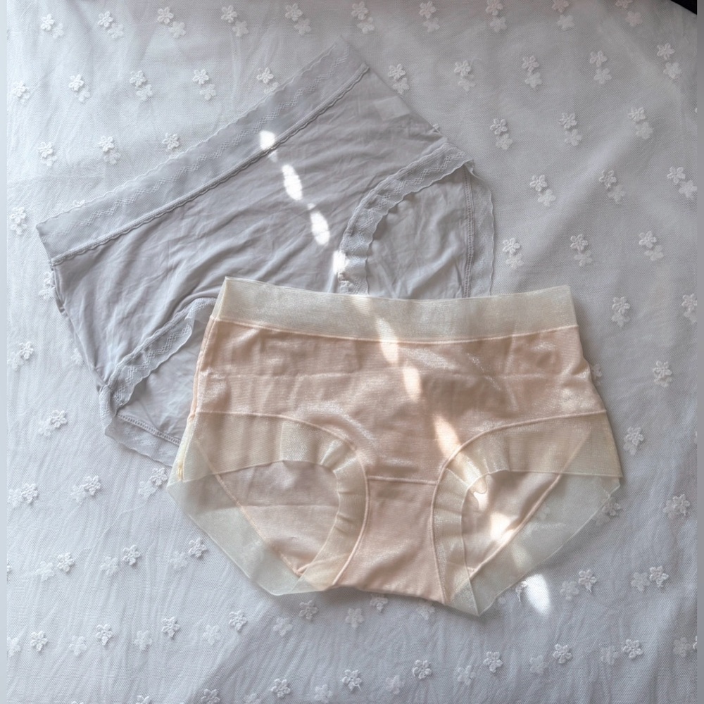 6 pairs in bundle! Comfortable breathable panties - Picture 3 of 4